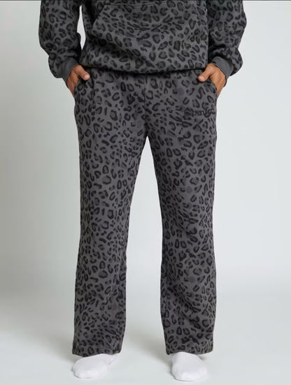 IKLUNA™ Leopard Sweats